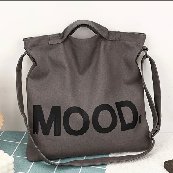 Canvas Spacious Multi-Layer Shoulder Handbag in Color Gray ๐ BEST IN BAGS HP ๐ - Picture 3 of 12